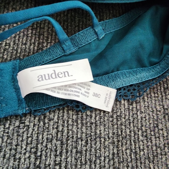 Bra - Picture 2 of 4